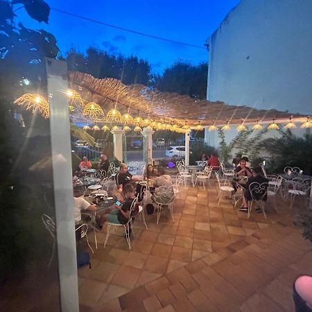 Hotel Le Patio De Fabio Bollène Esterno foto