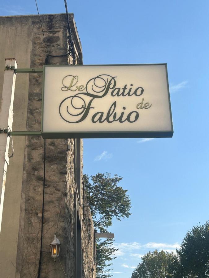 Hotel Le Patio De Fabio Bollène Esterno foto